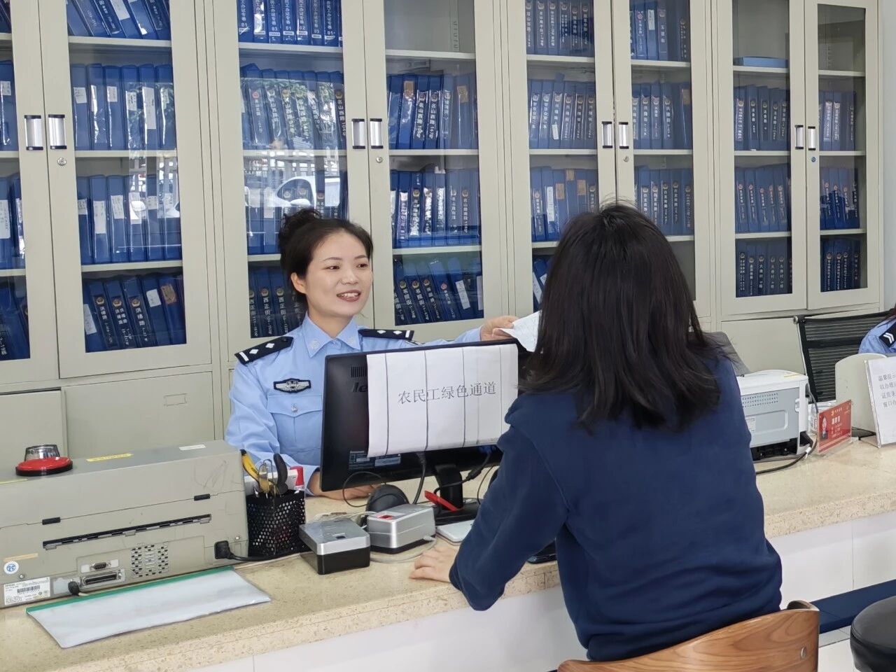 以坚守赴使命·以忠诚护名山——峨眉公安圆满完成五一安保任务(图3)