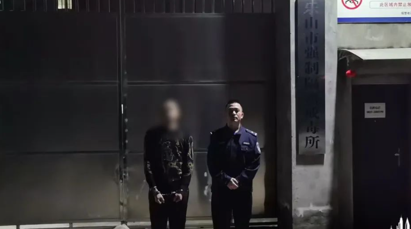 aabc26d703195cc4e759f7c55c0b074.png